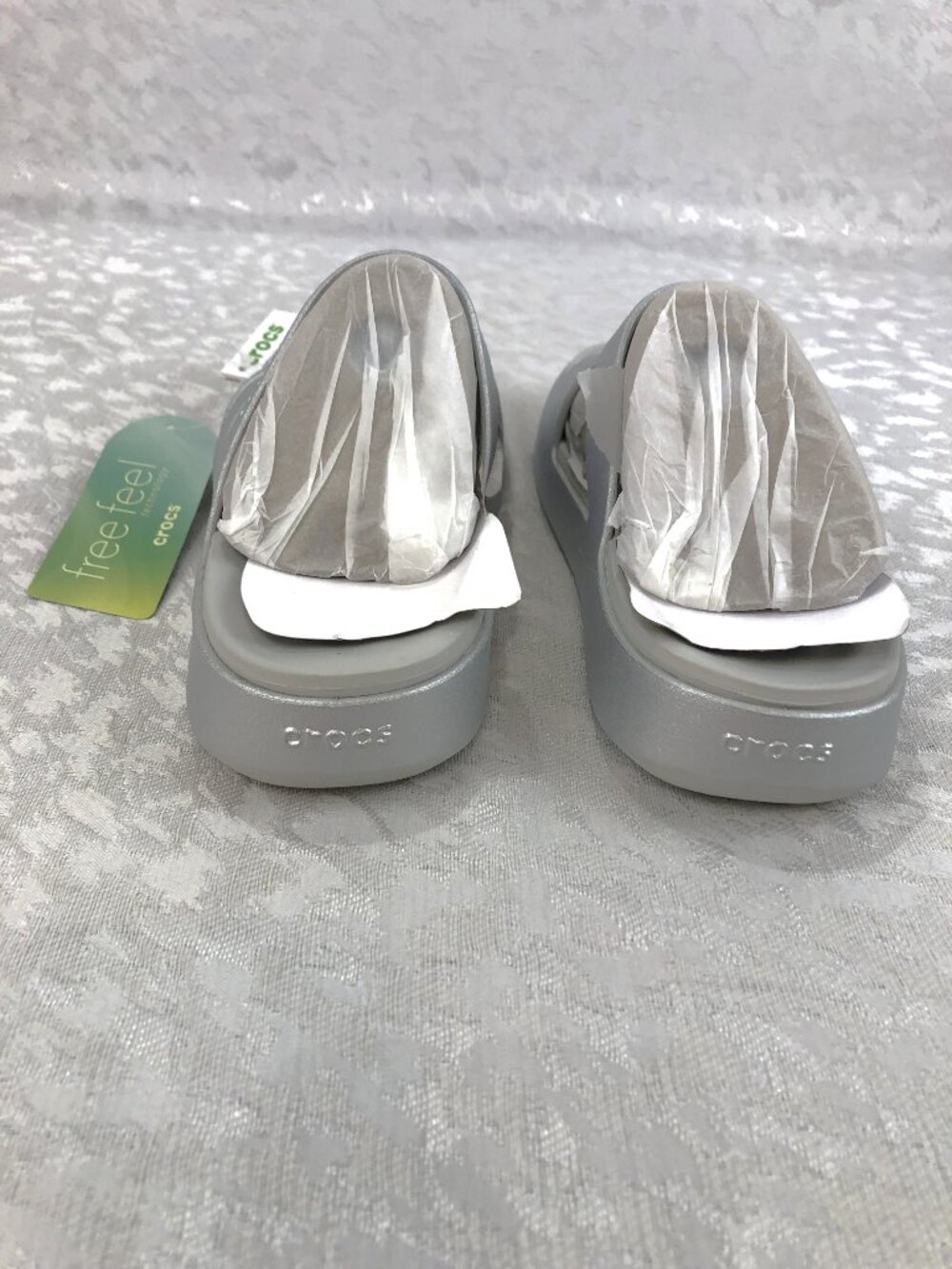 Crocs Getaway Silver Metallic Strappy Sandals Women's Size 5 NWT - Picture 5 of 10